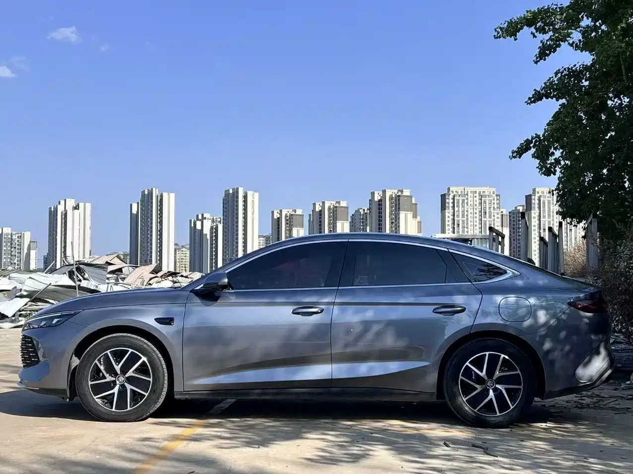 BYD Qin L 2025 DM-i Smart Drive Edition 120KM Surpassing фото 12