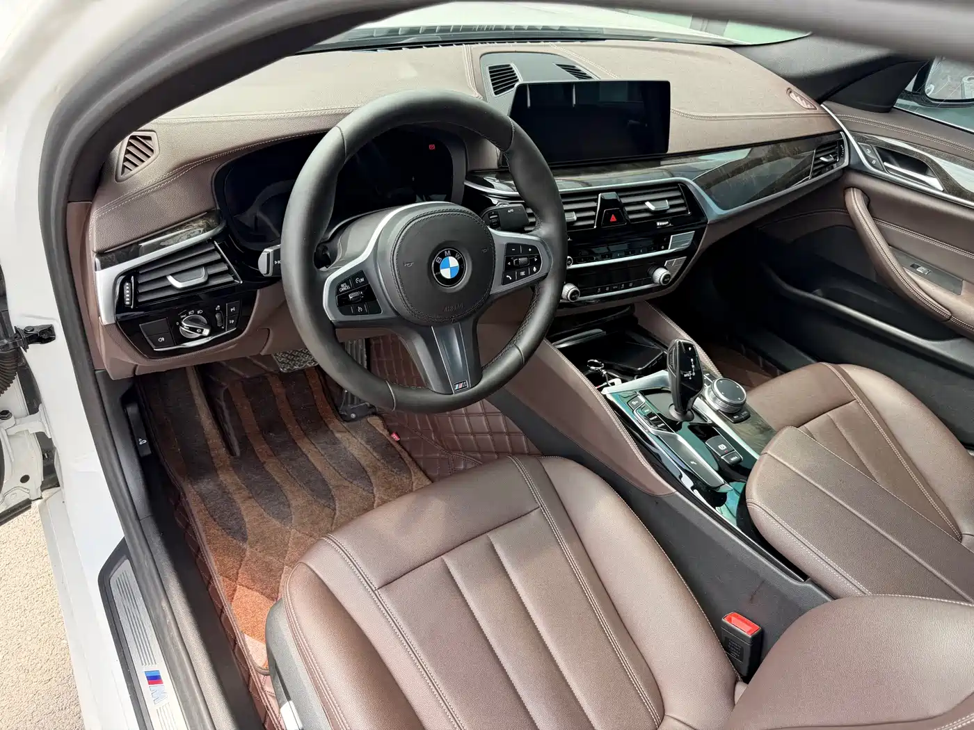 Фото 8 - BMW 5 Series