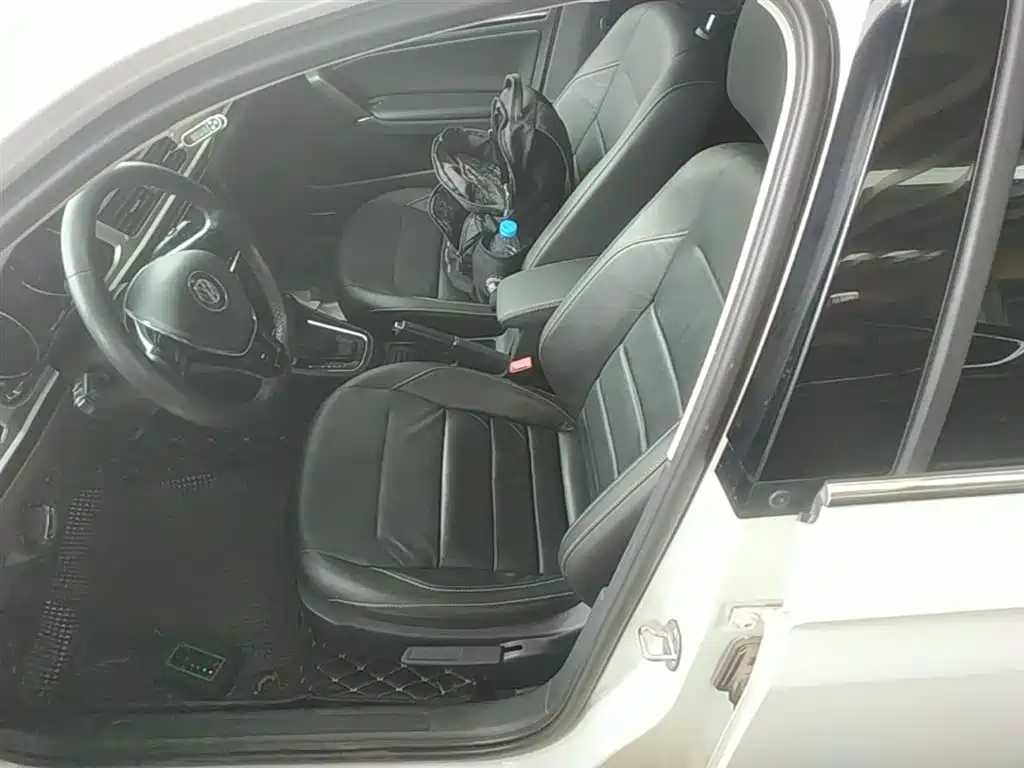 Volkswagen Bora 2016 Model 1.6L Automatic Comfort фото 15