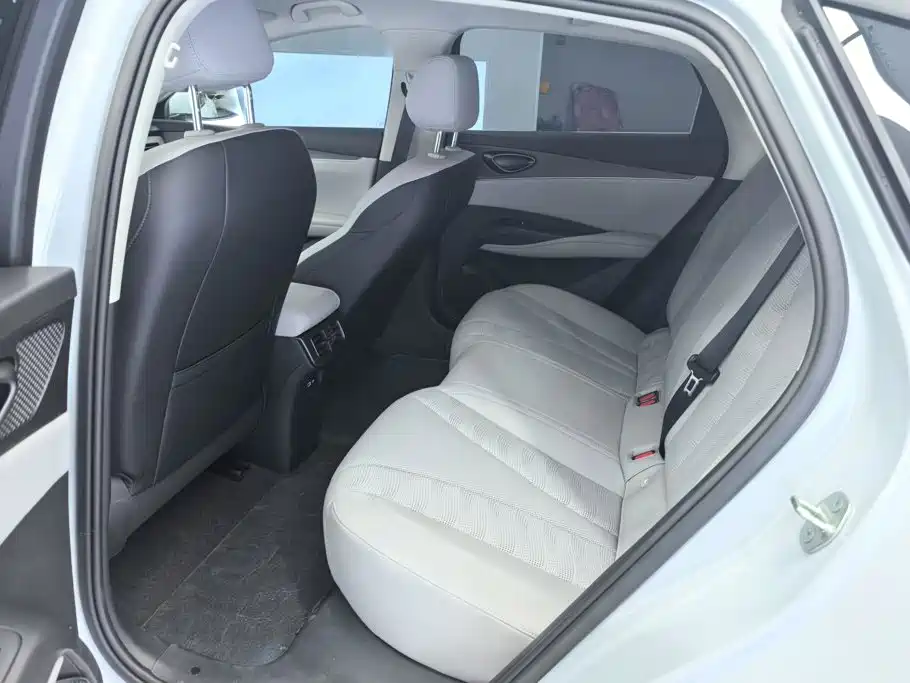 Photo 11 - BYD Seal 06 New Energy