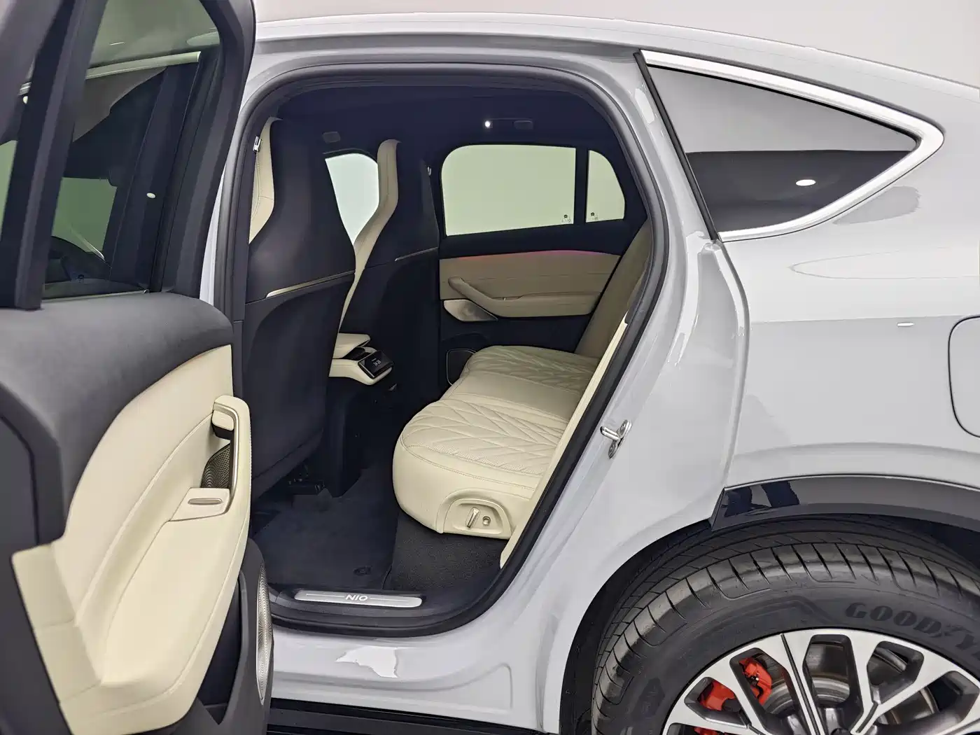 NIO EC6 2025 2025 75kWh