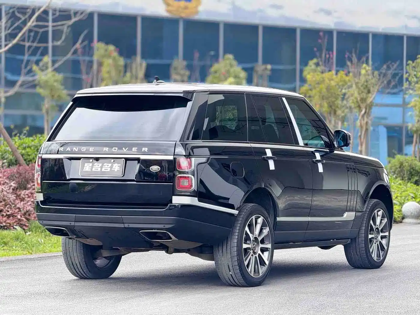 Land Rover Range Rover 2015 3.0 TDV6 Vogue фото 10