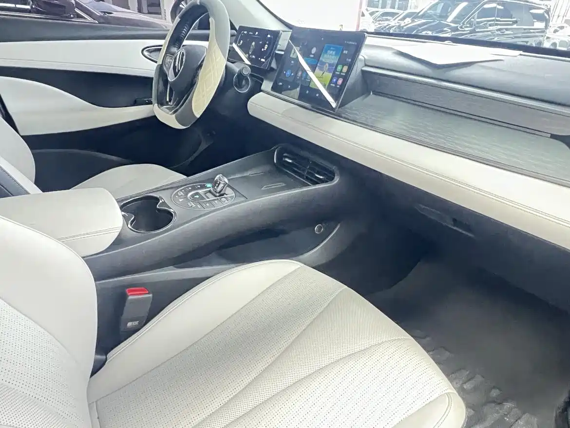 BYD Hai Bao 05 DM-i 2025 DM-i Smart Drive Edition 55KM Luxury фото 8