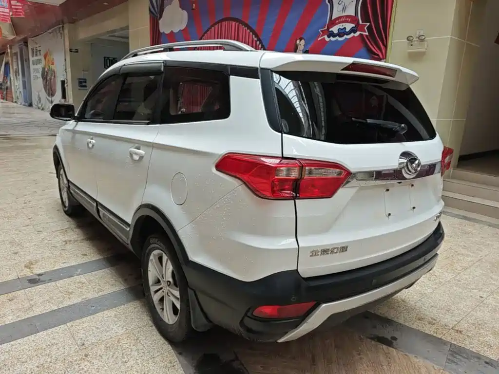 BAIC Huansu S3 2018 2016 S3L 1.5L Manual Premium
