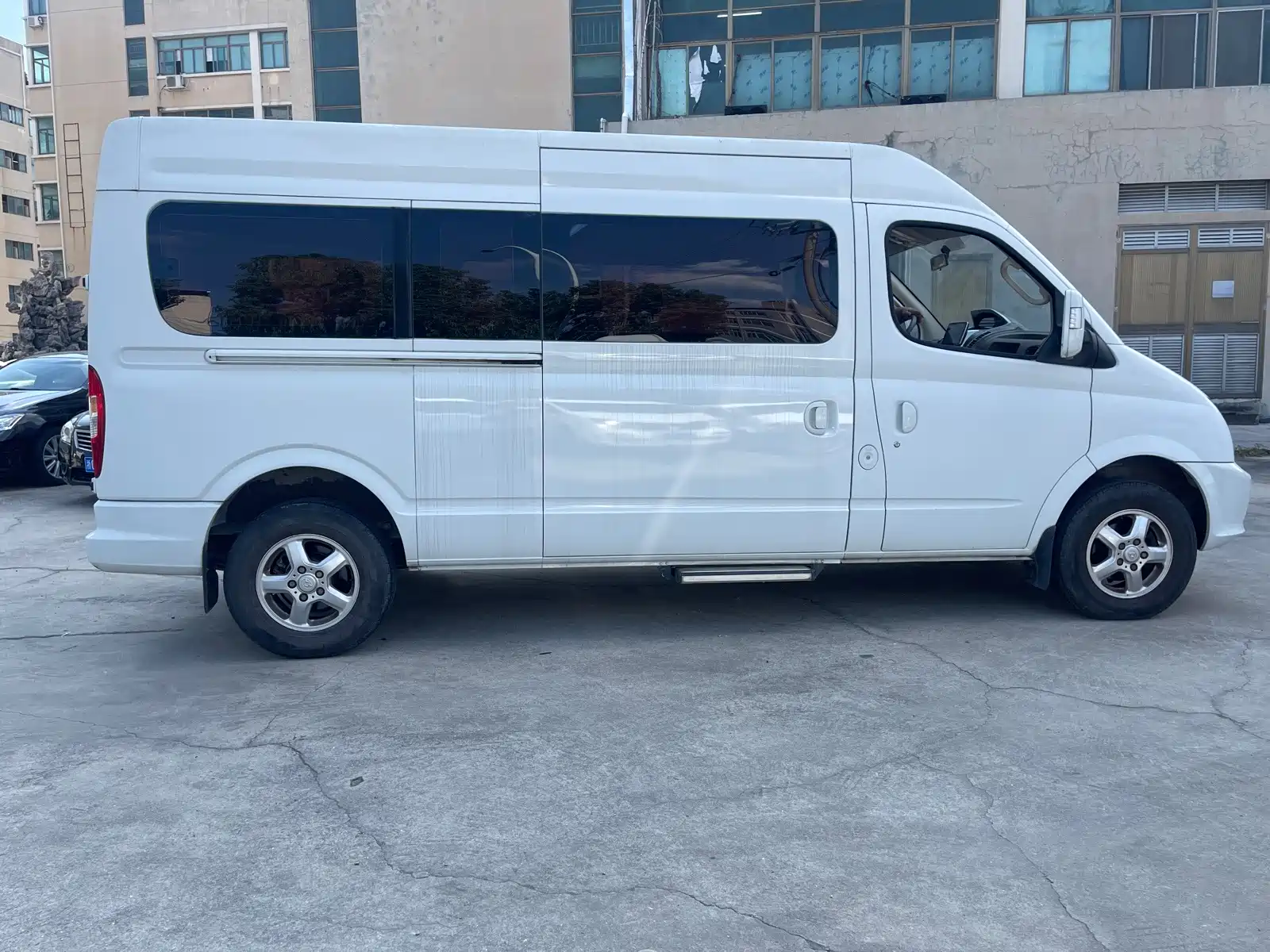 Photo 8 - Maxus Xintu V80