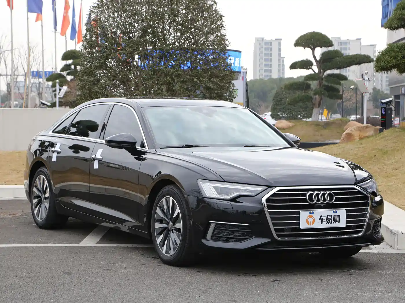 Audi A6L 2021 45 TFSI Exclusive Elegance фото 3