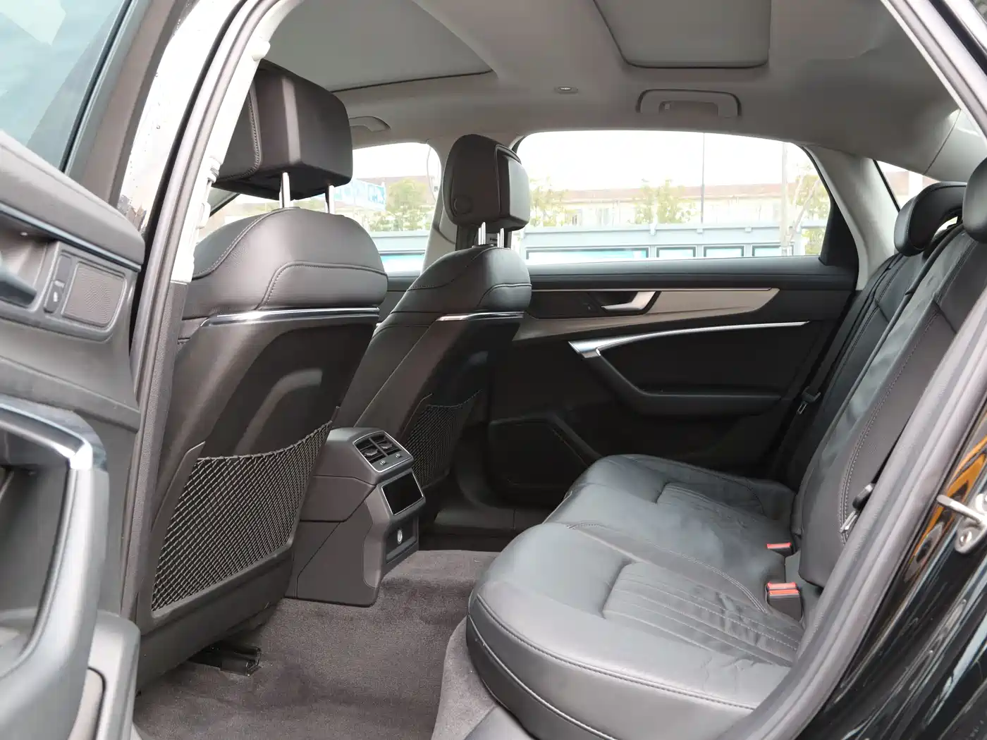 Audi A6L 2021 45 TFSI Exclusive Elegance фото 12