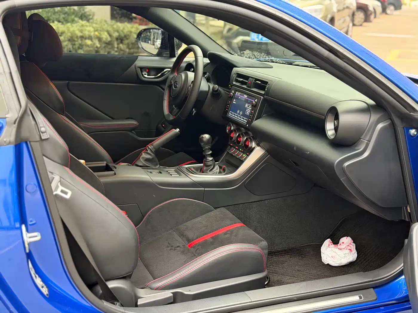Subaru BRZ 2022 2.4L Manual фото 15