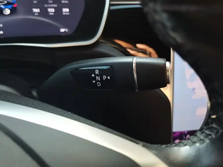 Фото 16 - Tesla Model S