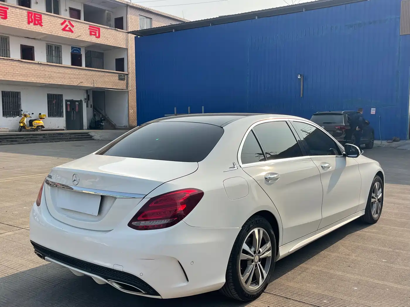 Mercedes-Benz C-Class 2017 C 200 L Sport фото 5