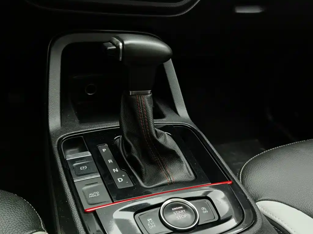 Qoros 5 2017 2018 1.6T Automatic Premium Type