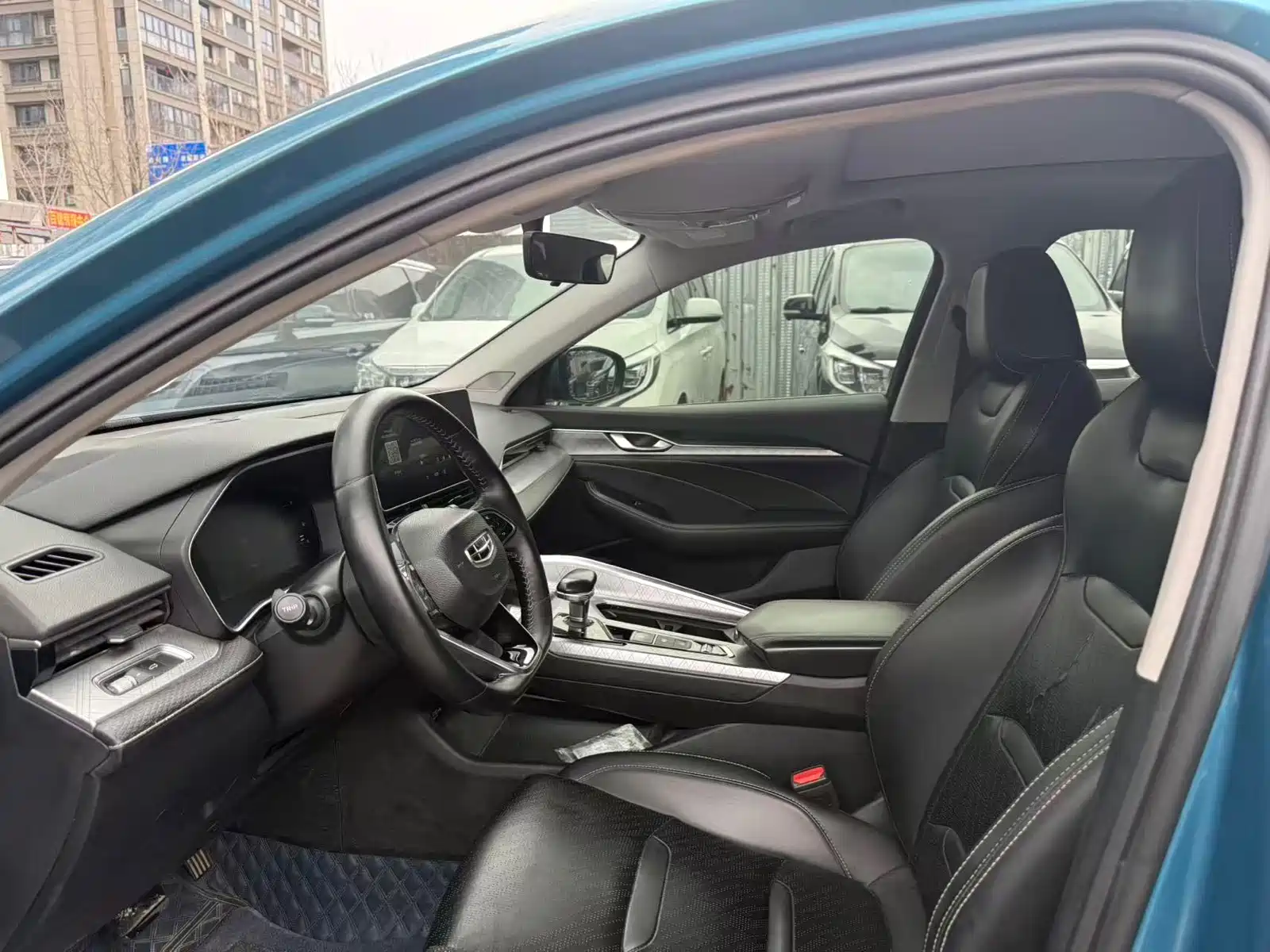 Фото 4 - Geely Preface