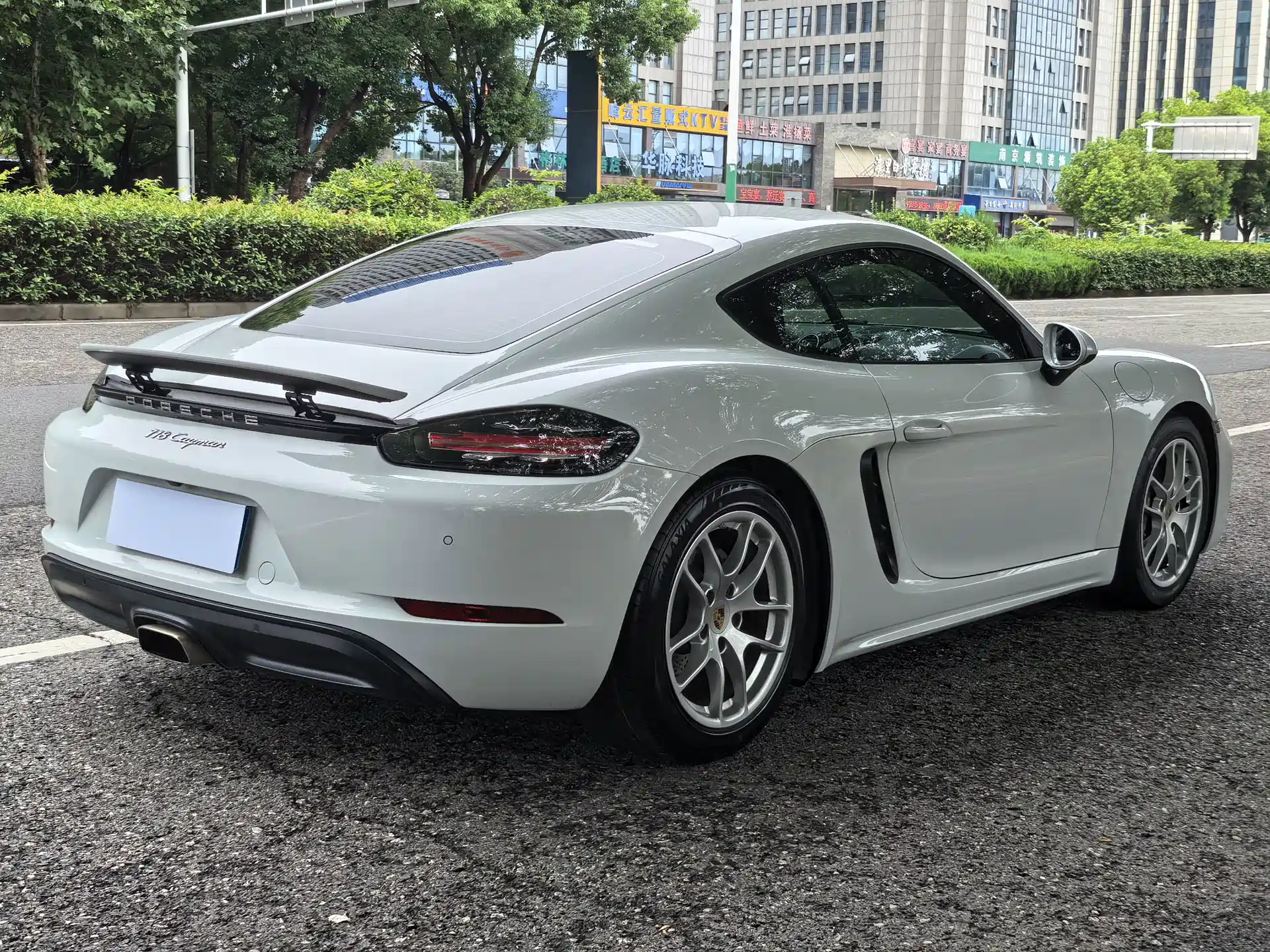 صورة 7 - Porsche 718