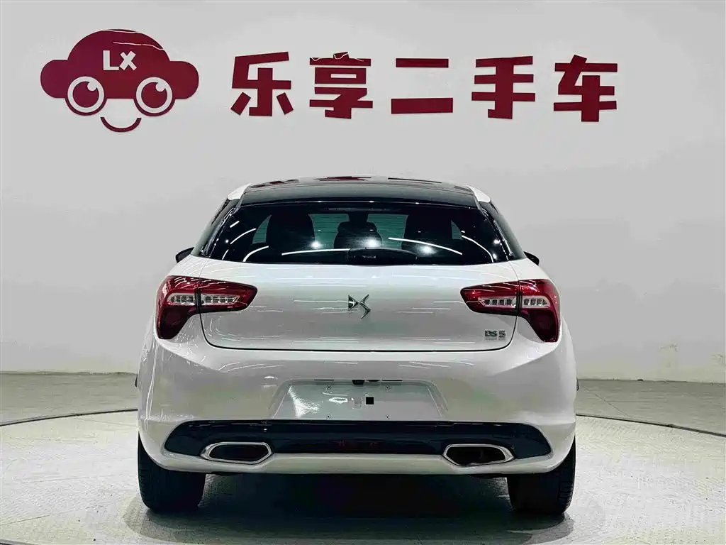 DS 5 2015 2014 1.6T Luxury THP160