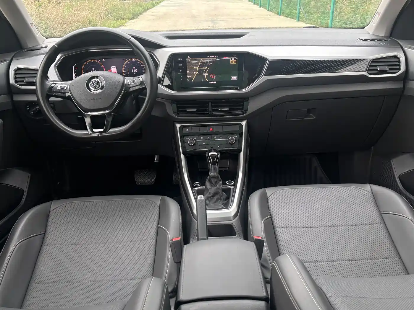 Volkswagen T-Cross 2020 280TSI DSG Luxury Edition фото 7