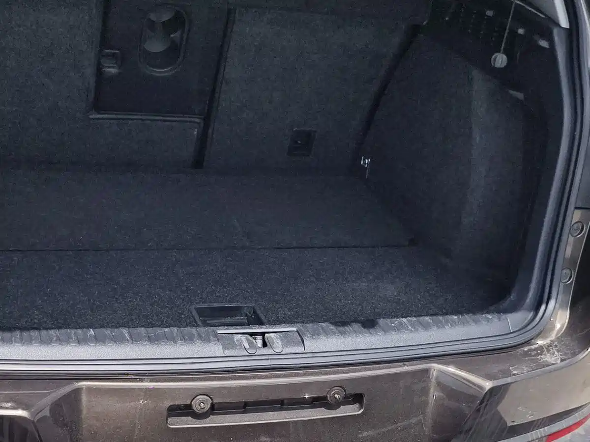 Volkswagen Tiguan 2016 Model 300TSI Automatic 2WD Trend Edition фото 15