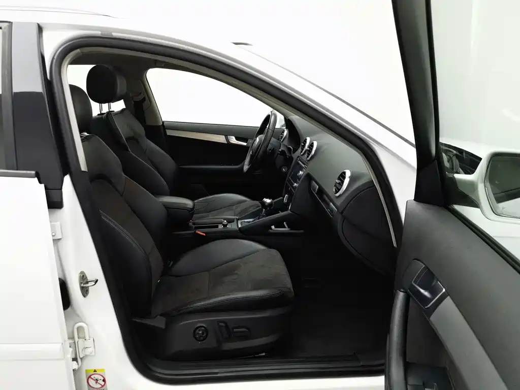 Фото 23 - Audi A3 (Import)