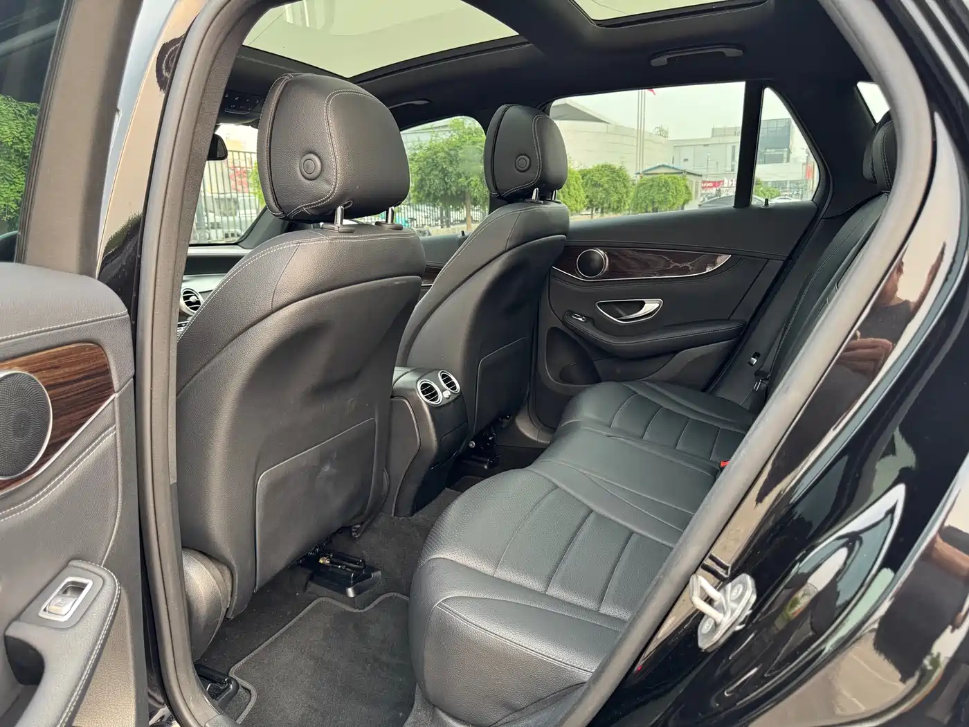 Mercedes-Benz GLC 2017 GLC 260 4MATIC Luxury фото 14