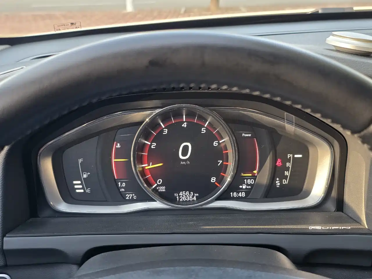 VOLVO S60