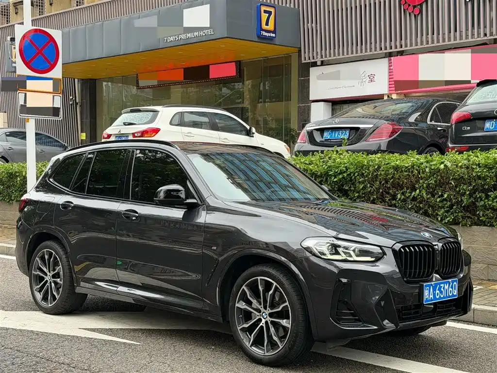 BMW X3 2022 xDrive30i Leading M Night Package фото 3