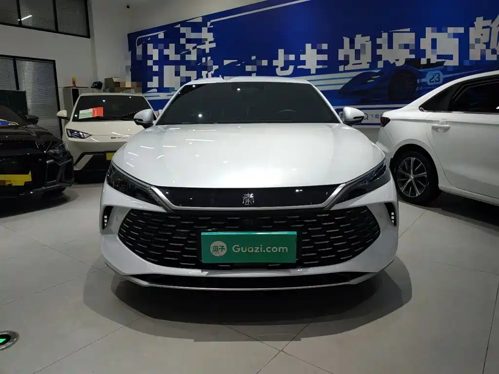 BYD Qin L 2025 DM-i Smart Drive Edition 80KM Leading фото 3
