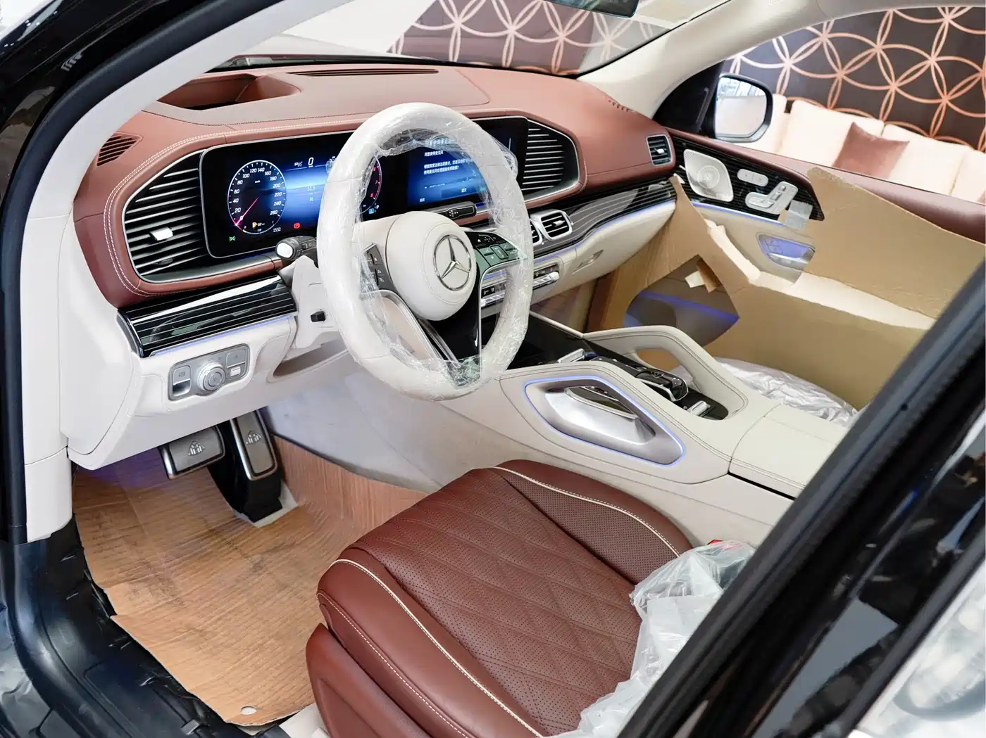 Mercedes-Benz Maybach GLS 2026 GLS 480 4MATIC Liyi Edition фото 12