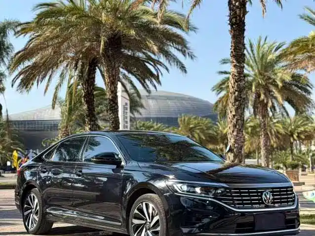 Volkswagen Passat 2022 330TSI Elite Edition фото 3