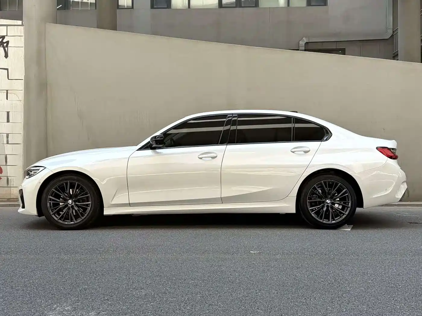 Фото 7 - BMW 3 Series