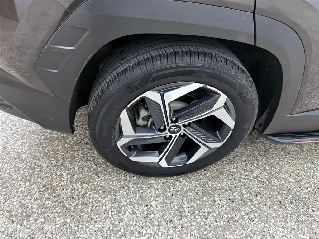 Hyundai Tucson 2022 Tucson L 1.5T DCT LUX Premium N Line фото 14