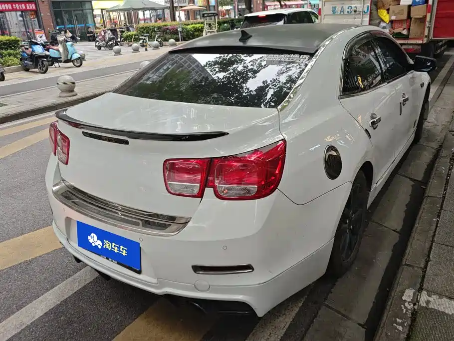 Chevrolet Malibu 2014 2.0L Automatic Luxury фото 3