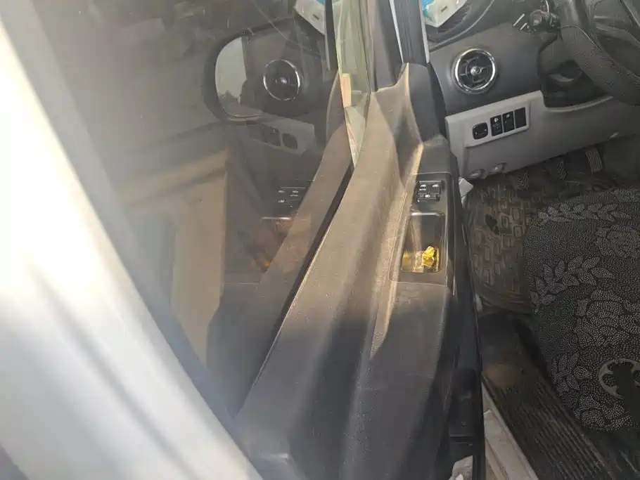 JAC Refine M3 2018 2016 IKEA Edition 1.6L Luxury