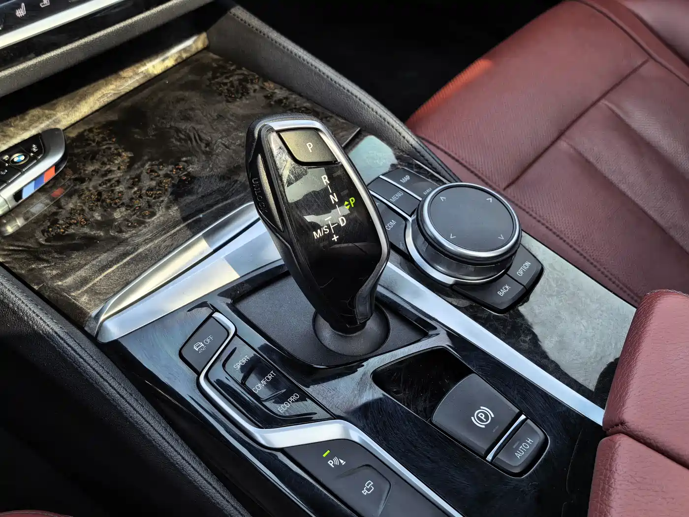 BMW 5 Series 2019 530Li Premium M Sport Package фото 19