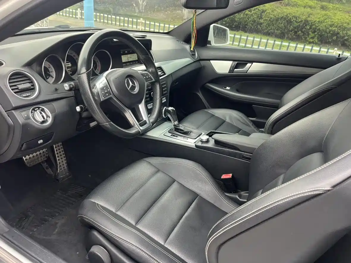 Mercedes-Benz C-Class (Import) 2013 C 180 Coupe фото 8