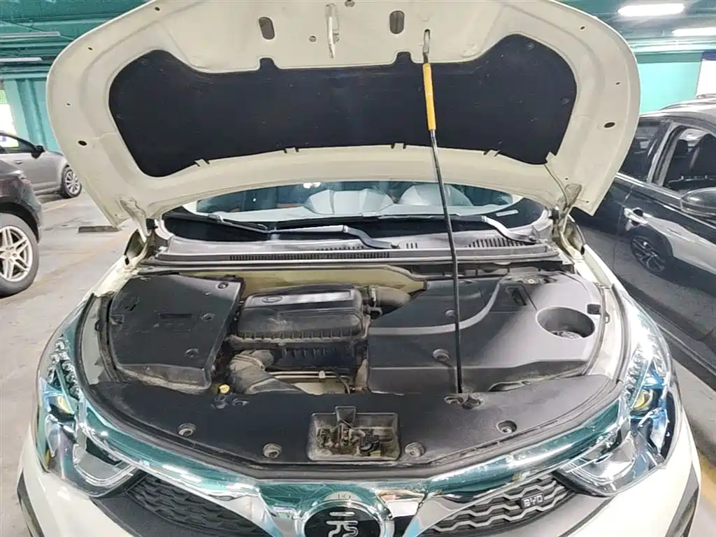 BYD Yuan 2016 1.5TID Automatic Honor фото 20