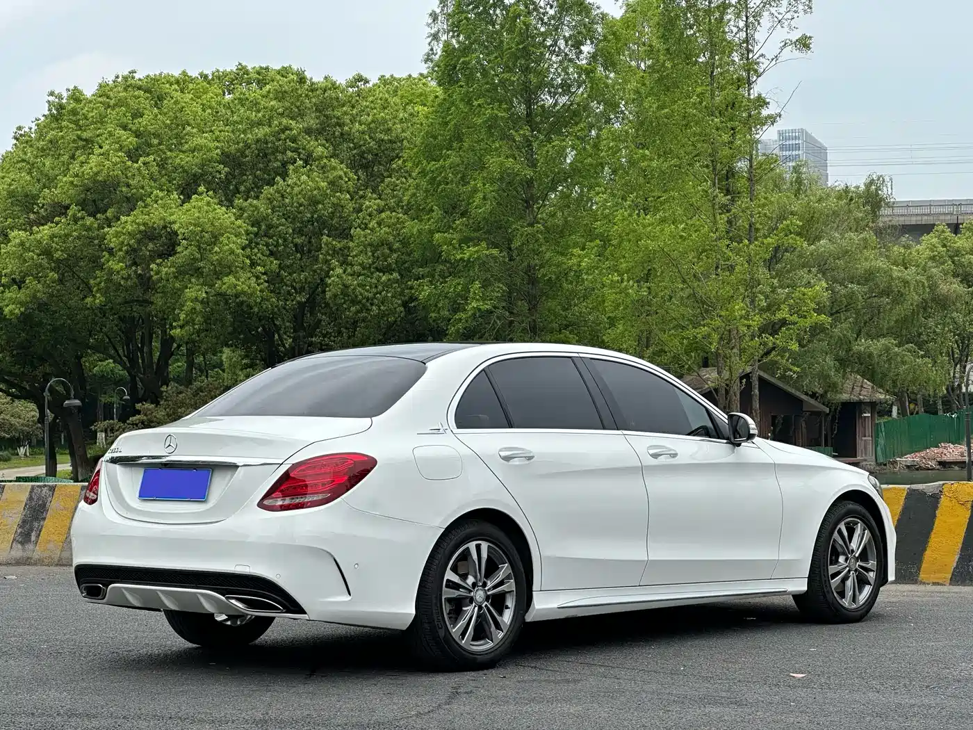 Mercedes-Benz C-Class 2016 C 200 L Sport фото 7