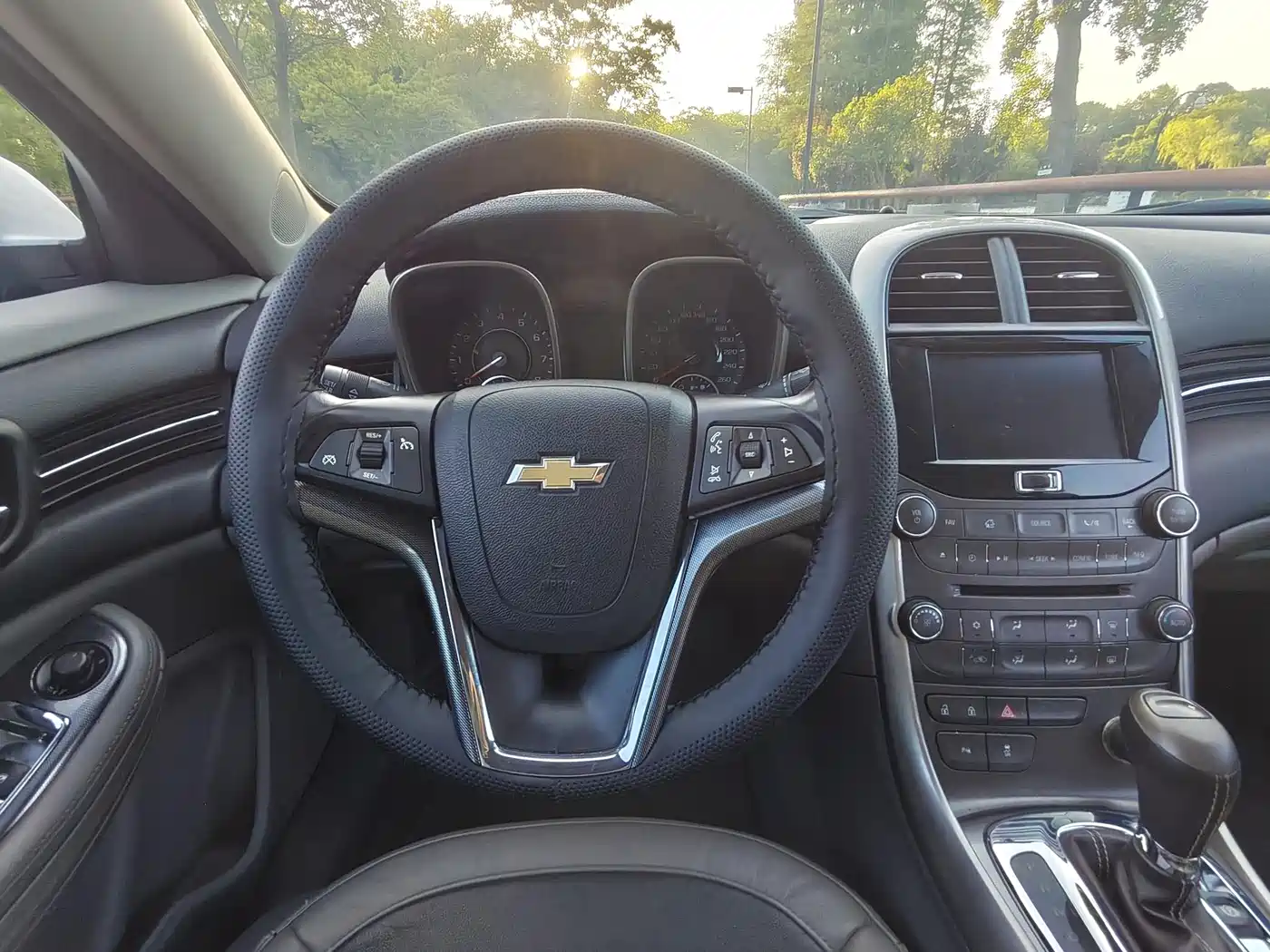 Chevrolet Malibu 2014 2.0L Automatic Luxury фото 14