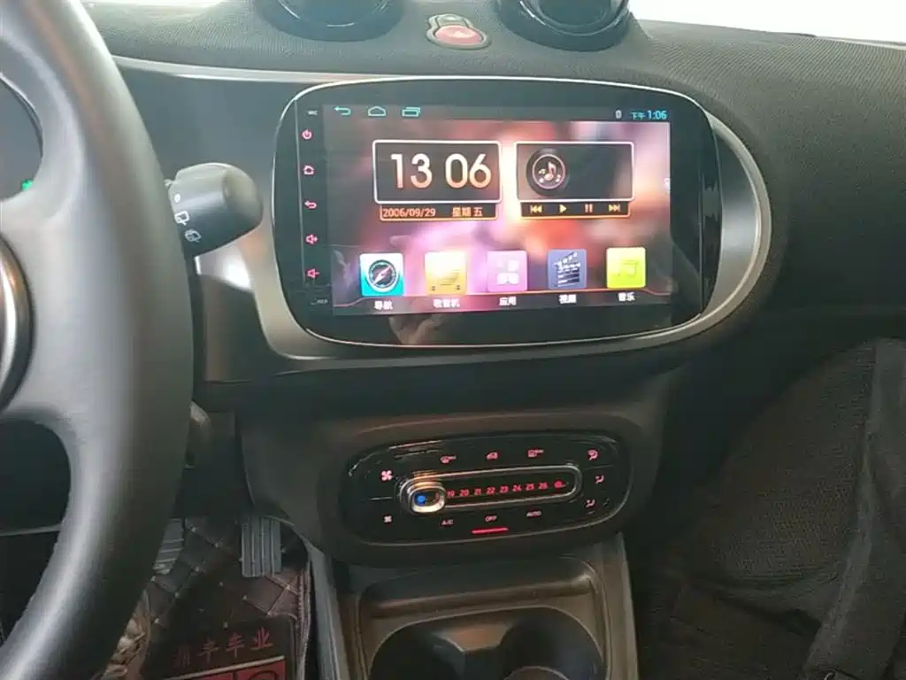smart forfour 2018 2018 1.0L 52kW Passion Edition