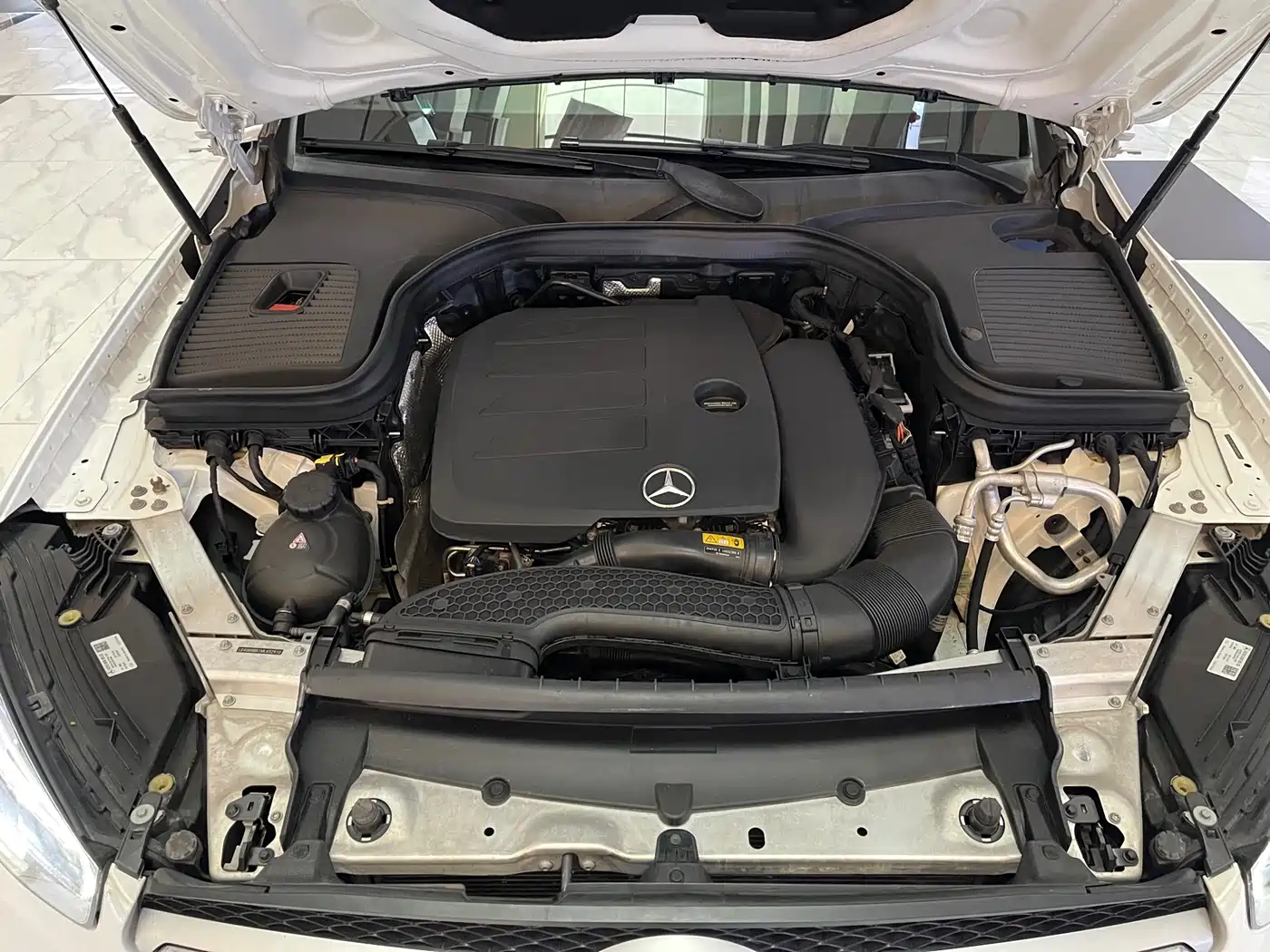 Mercedes-Benz GLC 2021 GLC 260 L 4MATIC Sporty фото 26