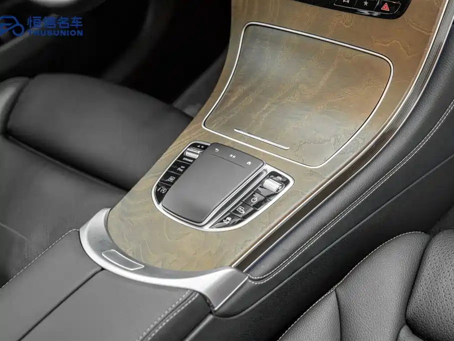 Mercedes-Benz GLC 2020 GLC 260 L 4MATIC Luxury фото 19