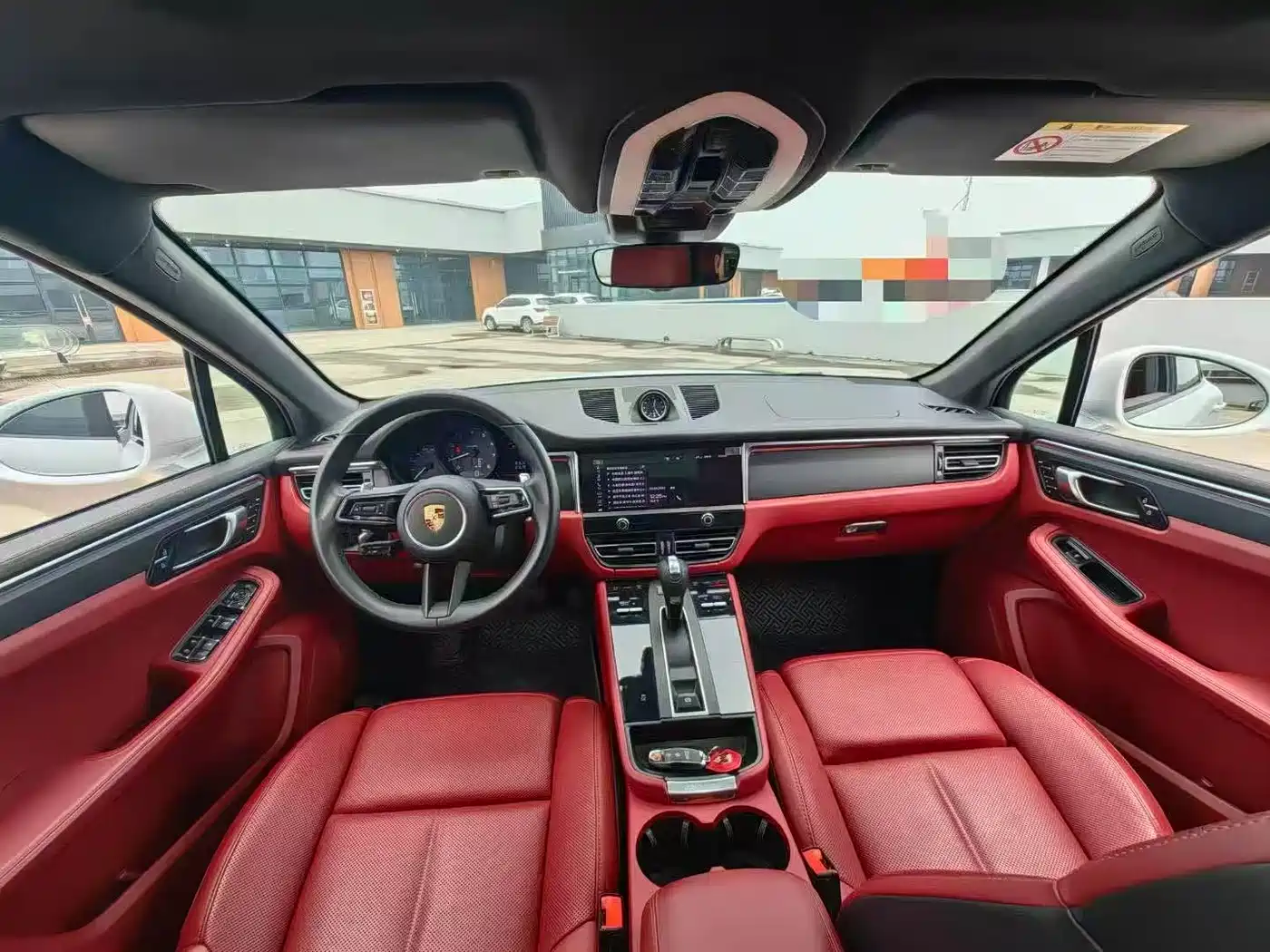 Porsche Macan 2022 Macan 2.0T фото 17