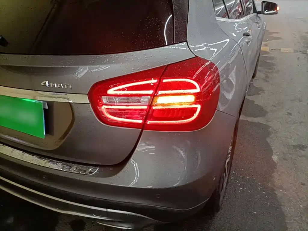 Mercedes-Benz GLA 2015 2015 GLA 220 4MATIC Fashion Edition