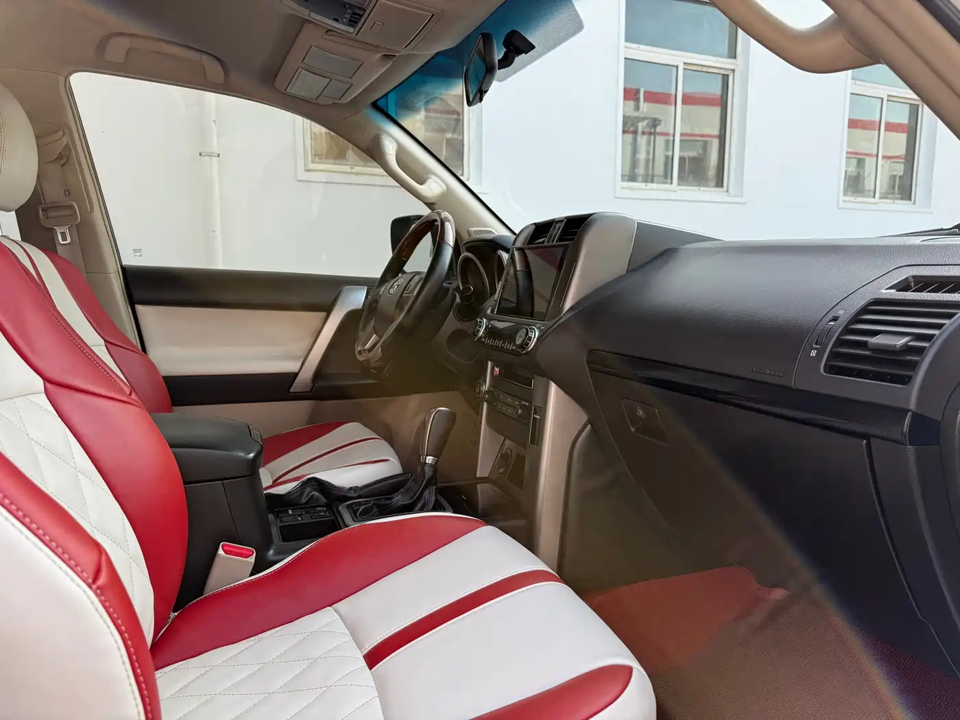 Toyota Prado (Import) 2010 2.7L Automatic Standard фото 20