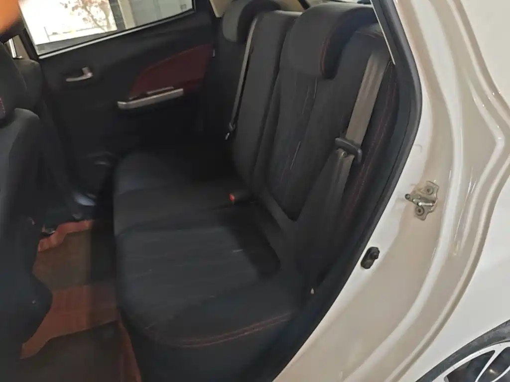 Changan Benben 2015 2014 1.4L IMT Premium Sunroof