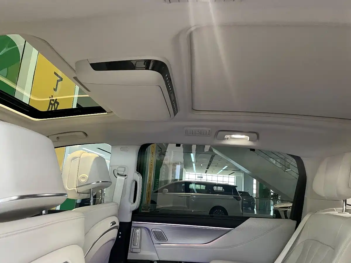 Buick GL8 New Energy 2024 Landglory Luxury Edition 7-Seater фото 16