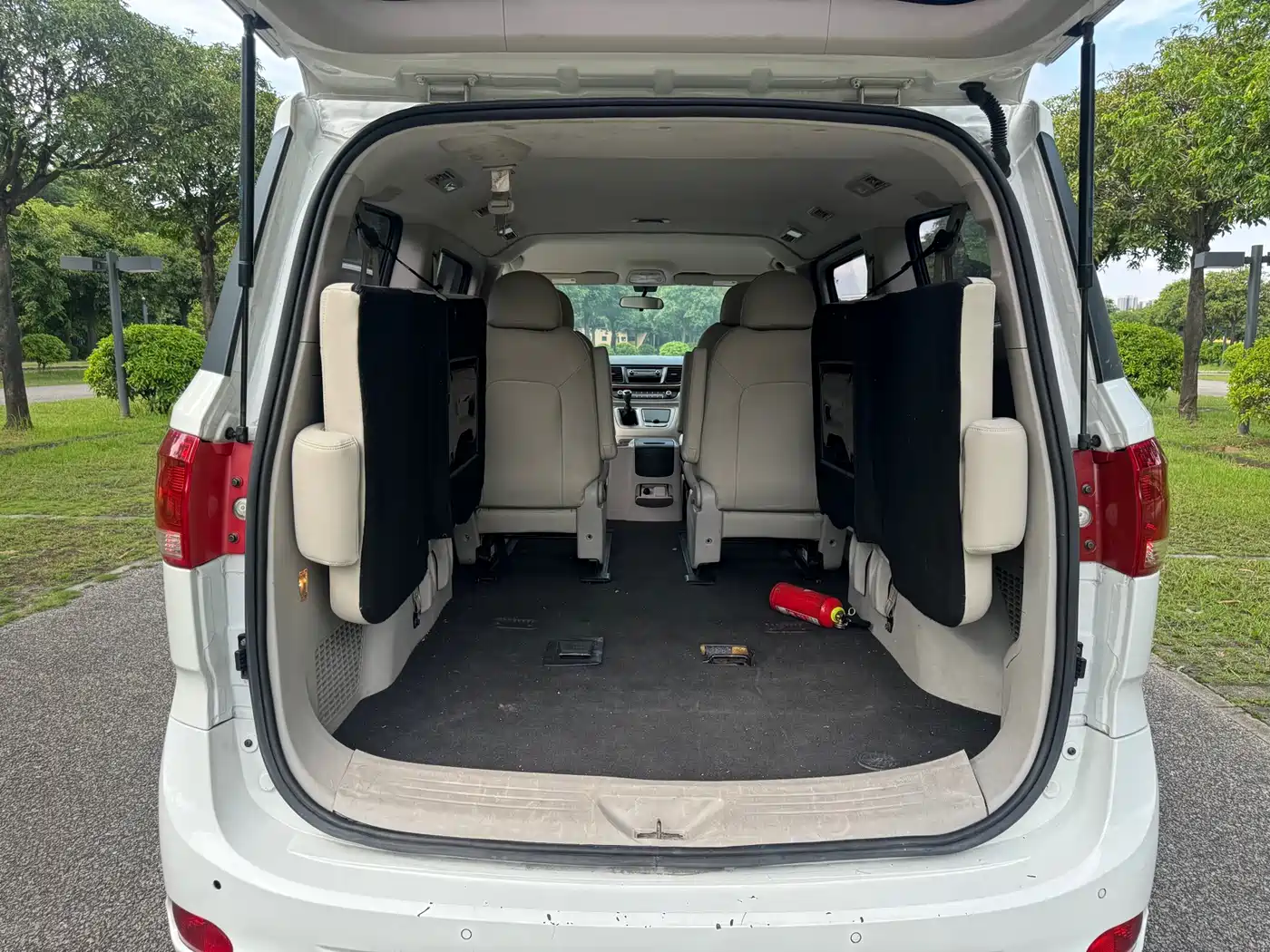 SAIC Maxus Maxus G10 2015 2014 Model Year 2.0T Manual Elite