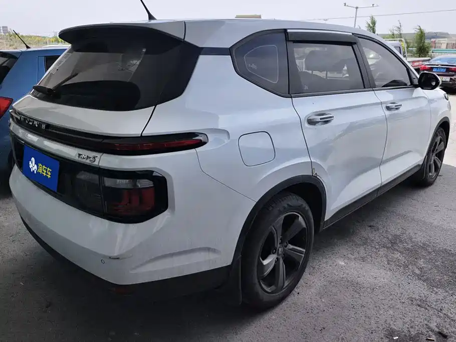 Baojun RM-5 2021 2019 1.5T CVT 24-hour Online Elite 6-seater