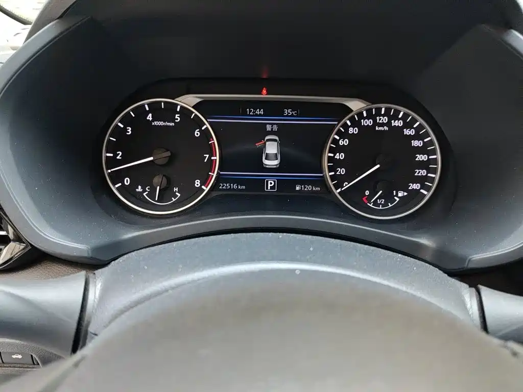 Nissan SYLPHY, миниатюра 5