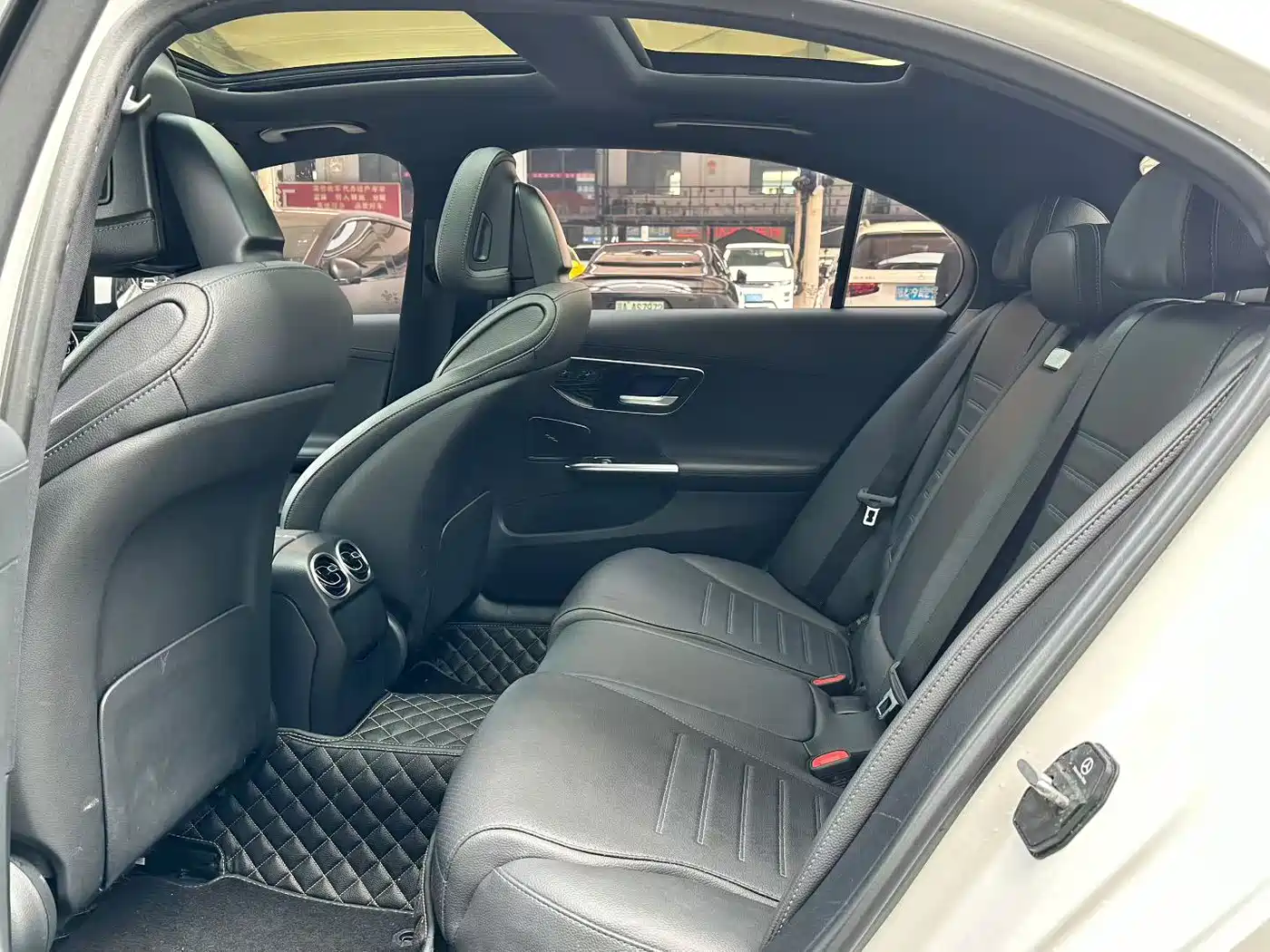 MERCEDES-BENZ C CLASS