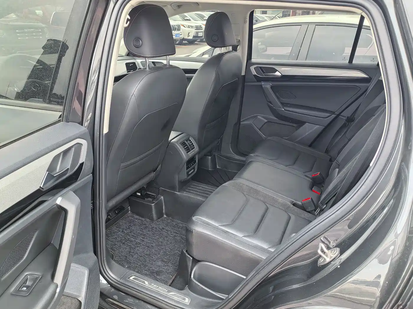 Volkswagen Tayron 2020 330TSI 2WD Luxury Smart Edition Pro фото 5