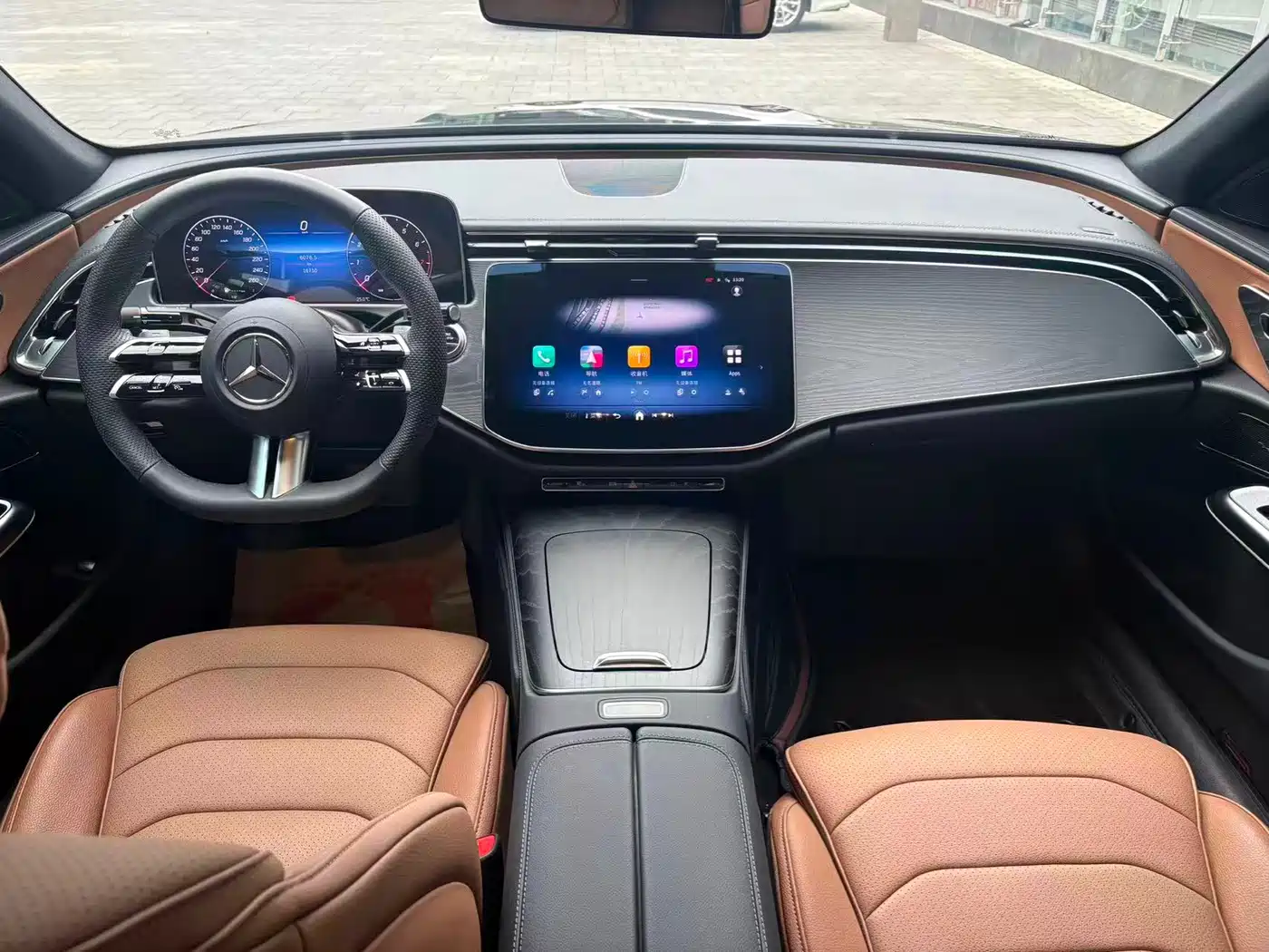 Mercedes-Benz E-Class 2024 E 300 L Fashion Sport фото 7